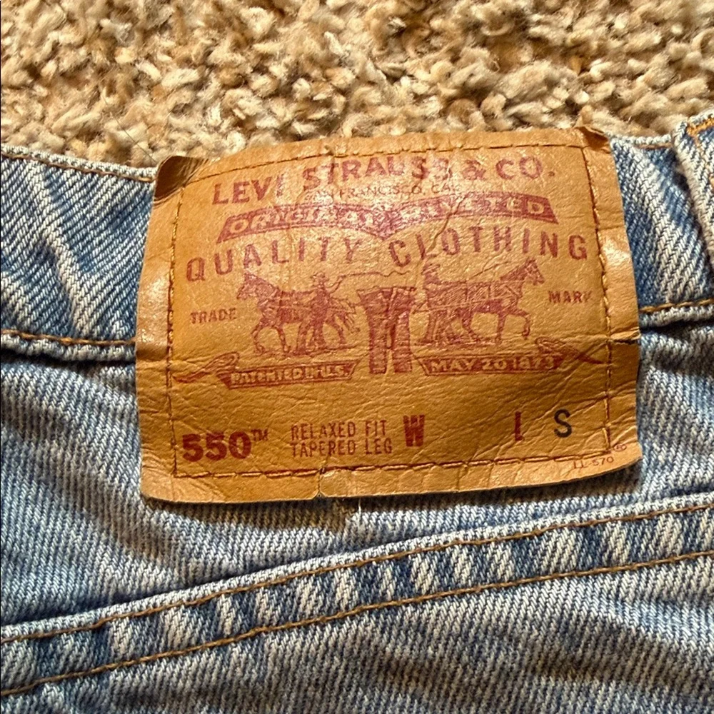 Vintage Levi’s 550 Jeans